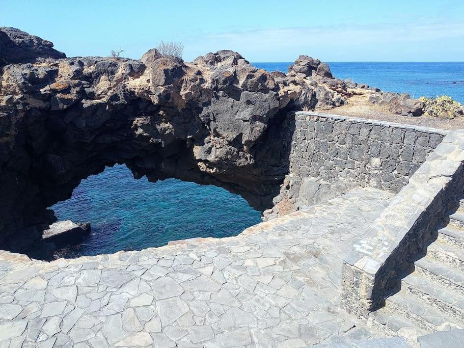 Buenas Olas Tenerife Costa Del Silencio Exterior photo